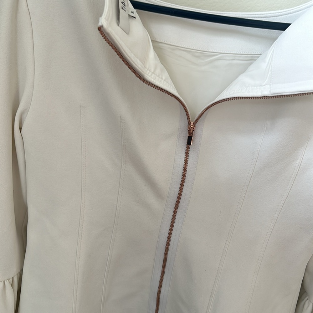 🤍Tibi Ruffle Blouse - Picture 5 of 10